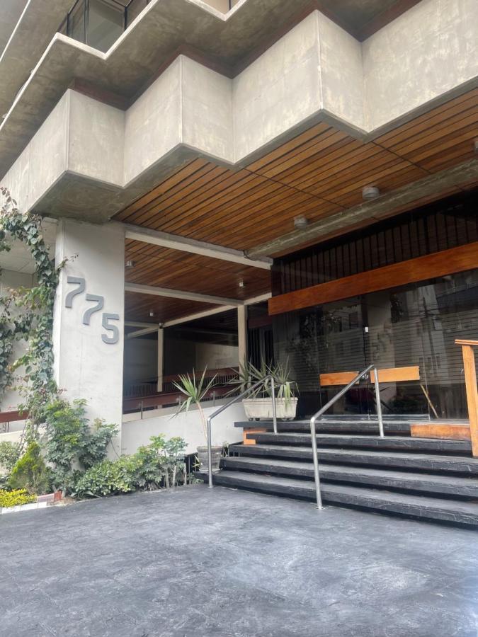 Departamento De Estreno Centro De Mirafores Lima Exterior foto